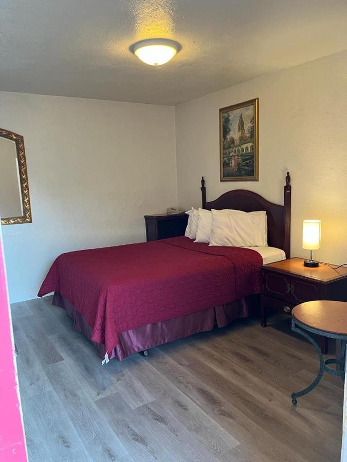 Economy Inn Paso Robles Ngoại thất bức ảnh