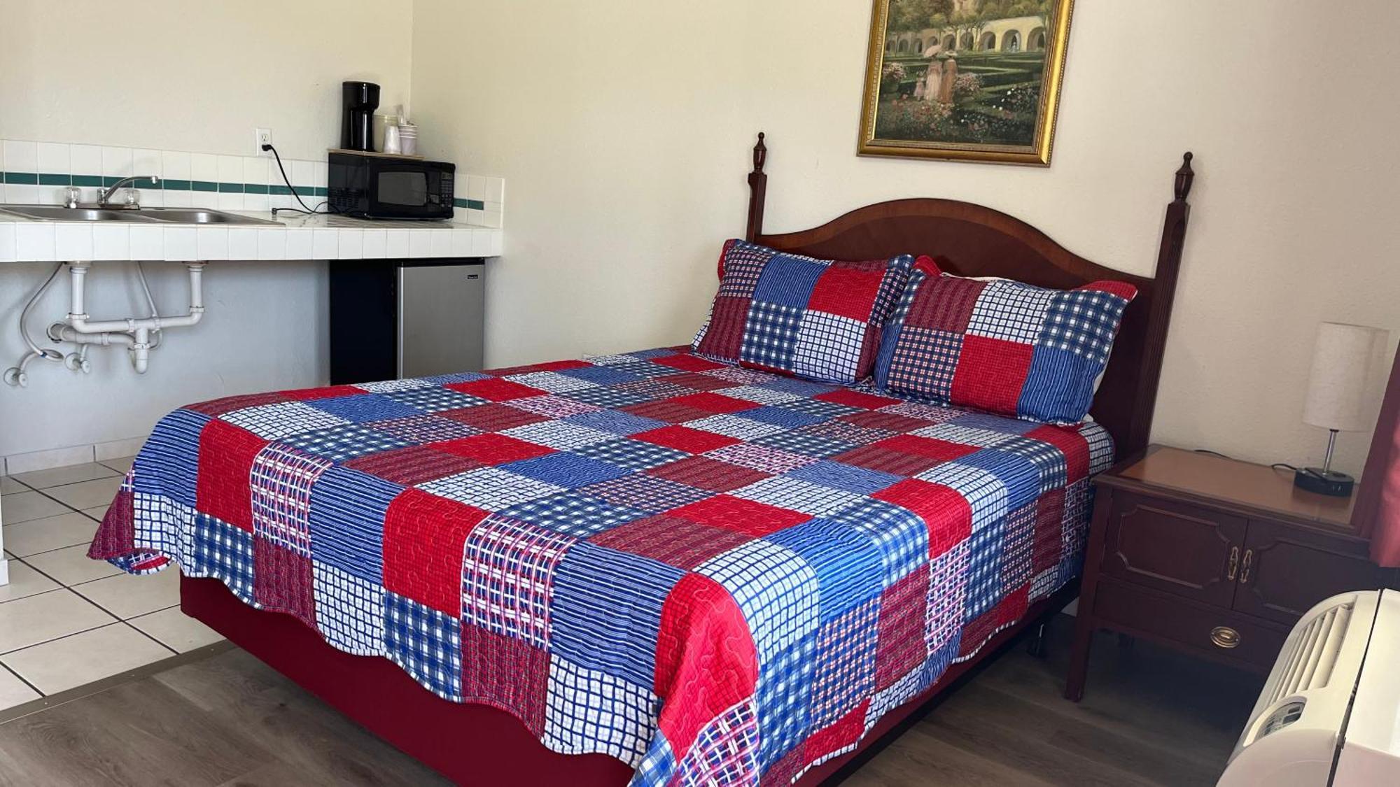 Economy Inn Paso Robles Ngoại thất bức ảnh