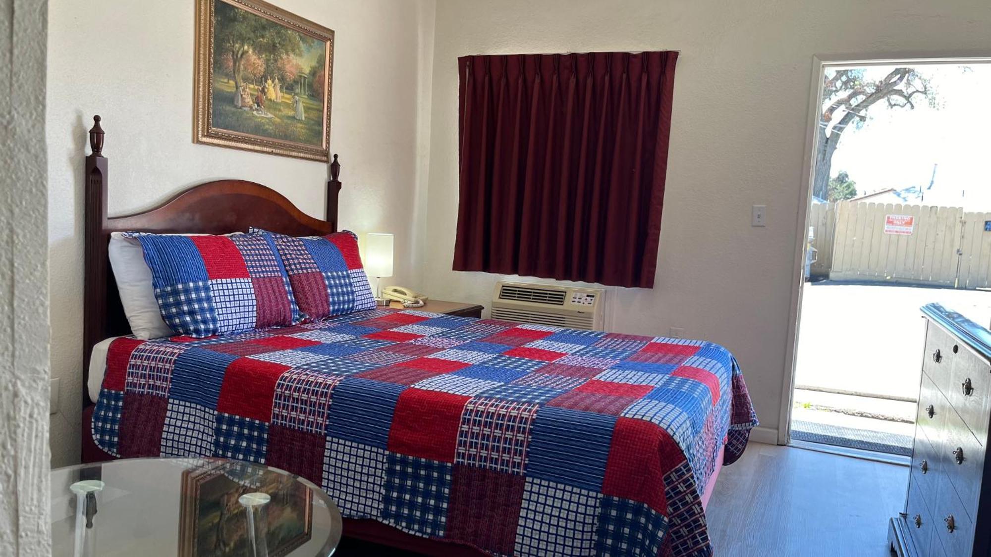 Economy Inn Paso Robles Ngoại thất bức ảnh